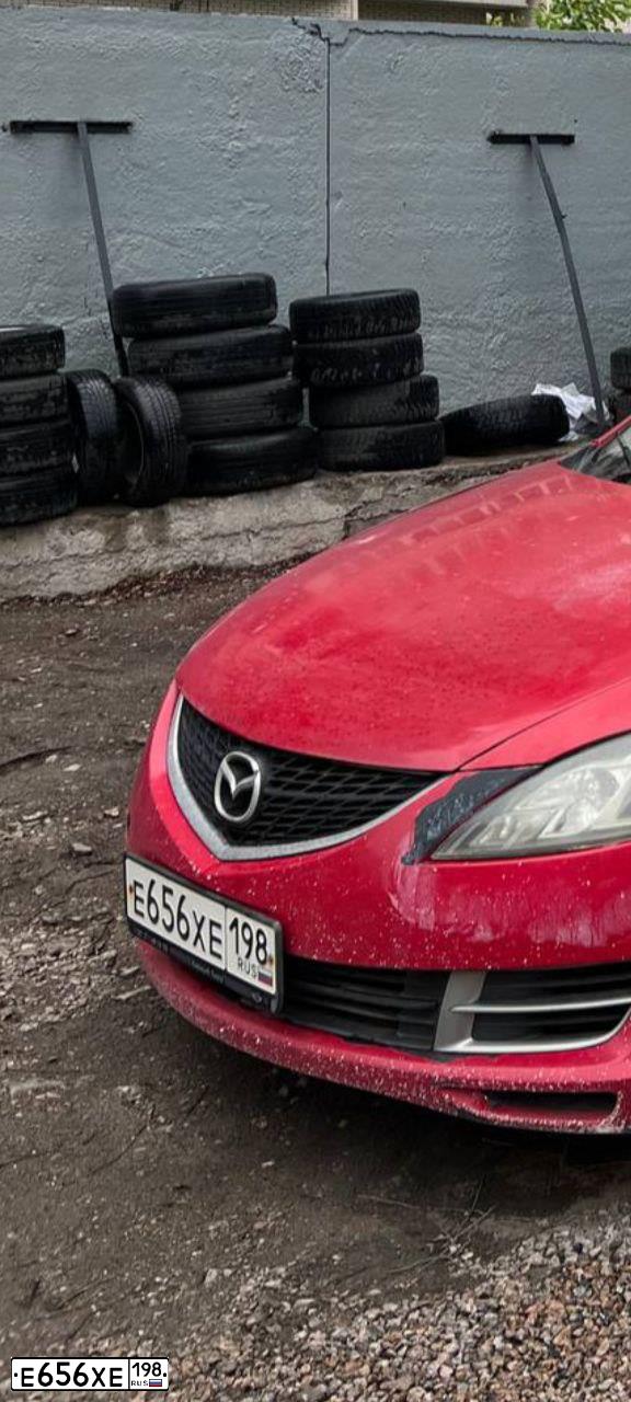 Фото автомобиля MAZDA 6, 2008 — госномер Е656ХЕ198. Цвет: Красный