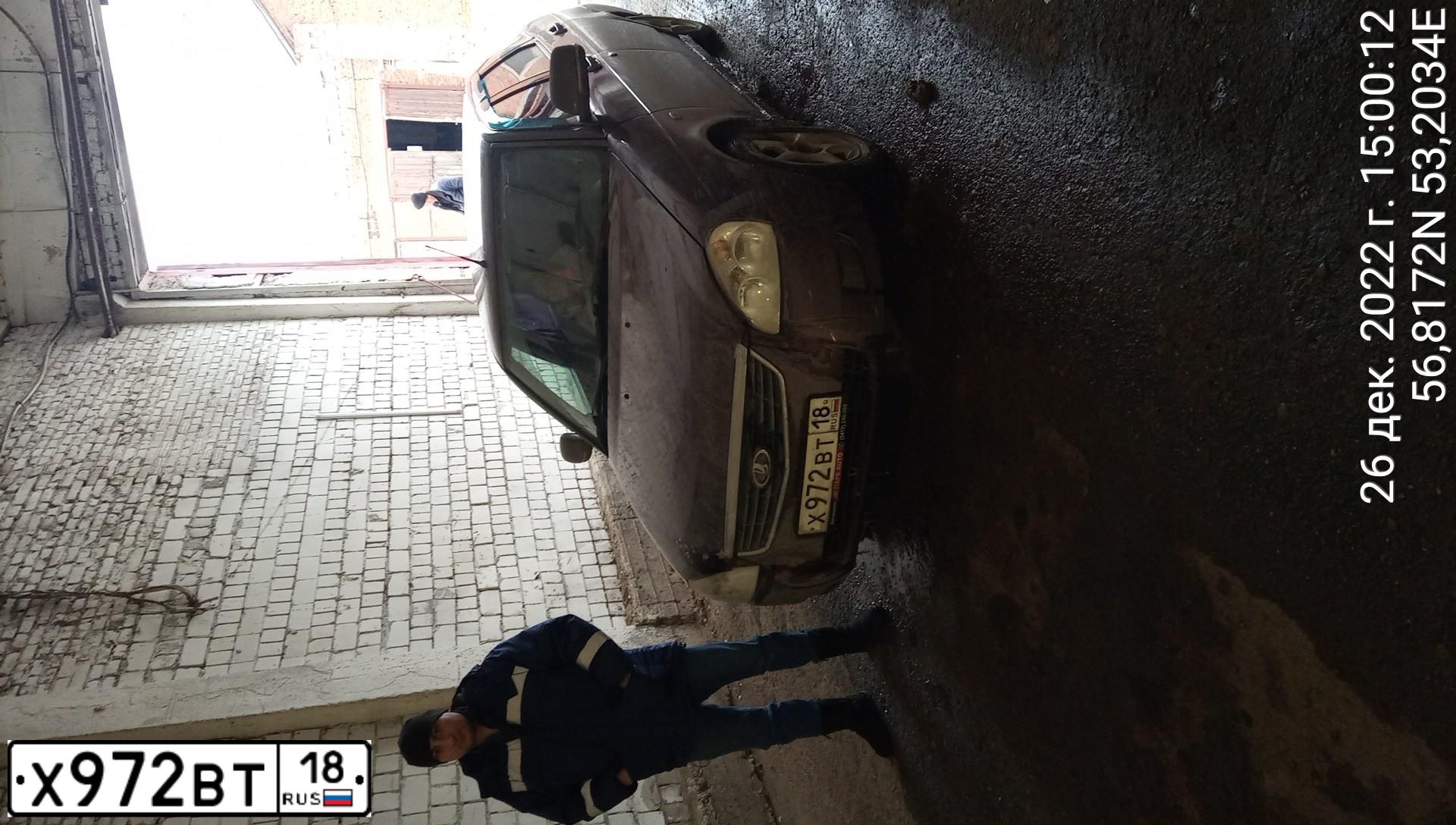 Фото автомобиля LADA 2172 PRIORA, 2012 — госномер С113АС116. Цвет: ТЕМНО-ВИШНЕВЫЙ