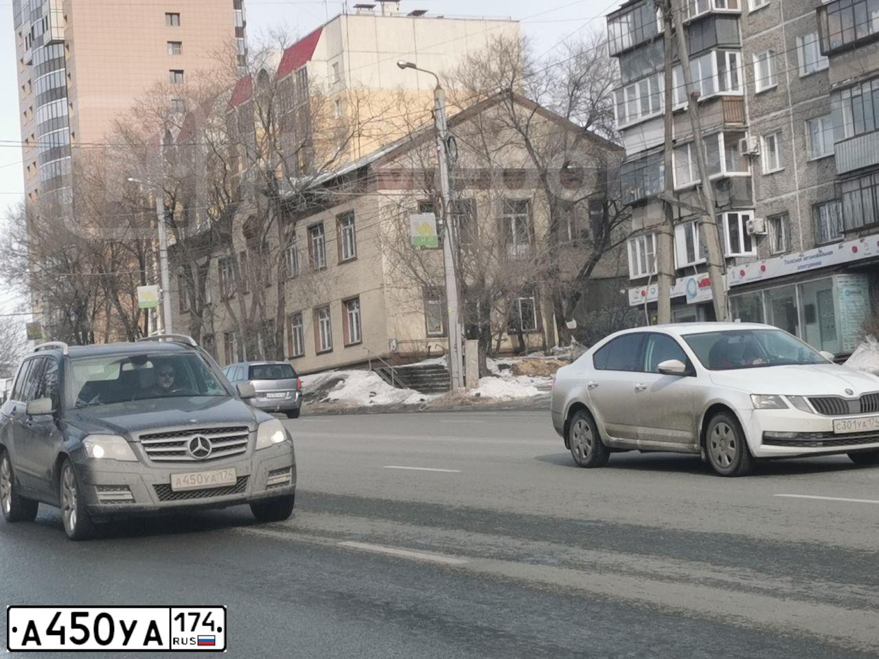Фото автомобиля MERCEDES GLK-KLASSE, 2011 — госномер Н188СЕ196. Цвет: ЧЕРНЫЙ