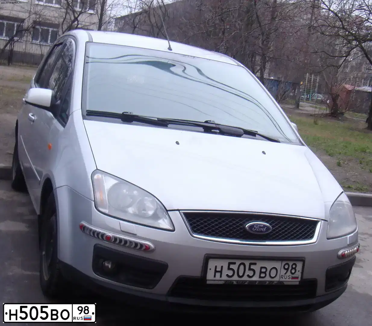 Фото автомобиля SUZUKI SX 4, 2010 — госномер В714НХ797. Цвет: Серебристый
