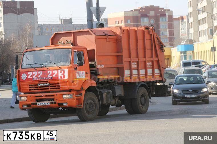 Фото автомобиля KAMAZ 53605 /4X2/, 2011 — госномер Х658КУ45. Цвет: ОРАНЖЕВЫЙ