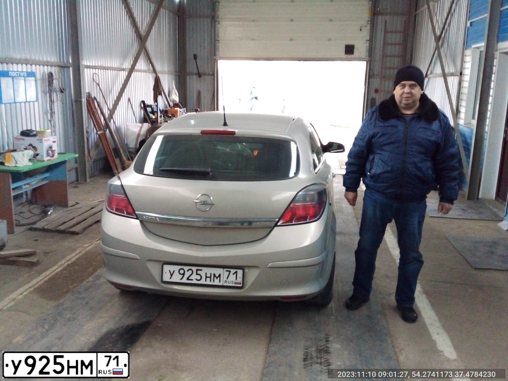Фото автомобиля OPEL ASTRA, 2008 — госномер О705КО71. Цвет: БЕЖЕВЫЙ