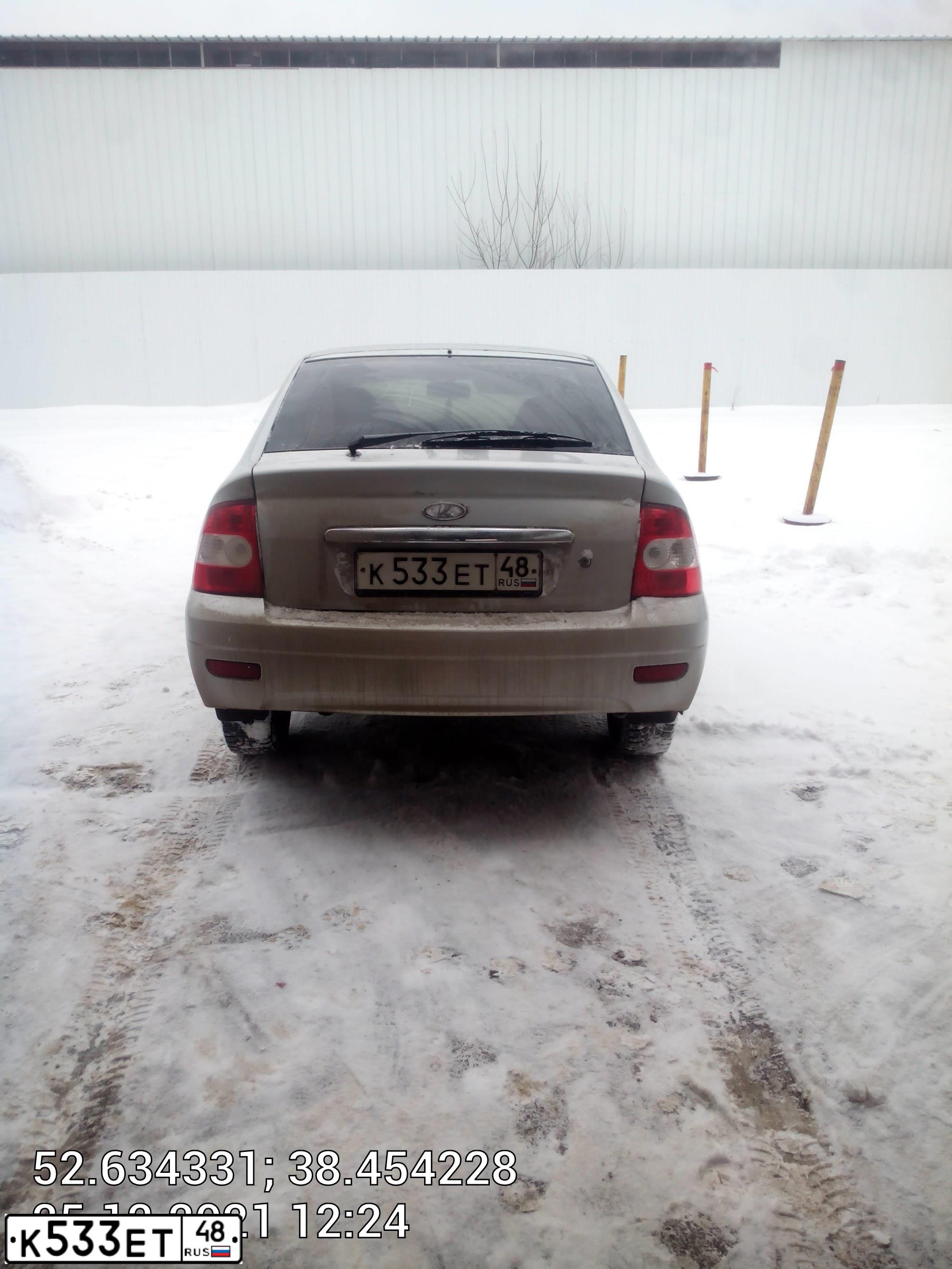 Фото автомобиля LADA 2172 PRIORA, 2008 — госномер К533ЕТ48. Цвет: СВЕТЛО-СЕРЕБРИСТЫЙ МЕТАЛЛ