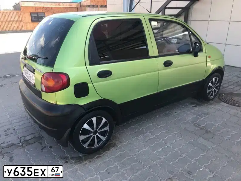Фото автомобиля DAEWOO MATIZ, 2007 — госномер У635ЕХ67. Цвет: ЯРКО-САЛАТОВЫЙ