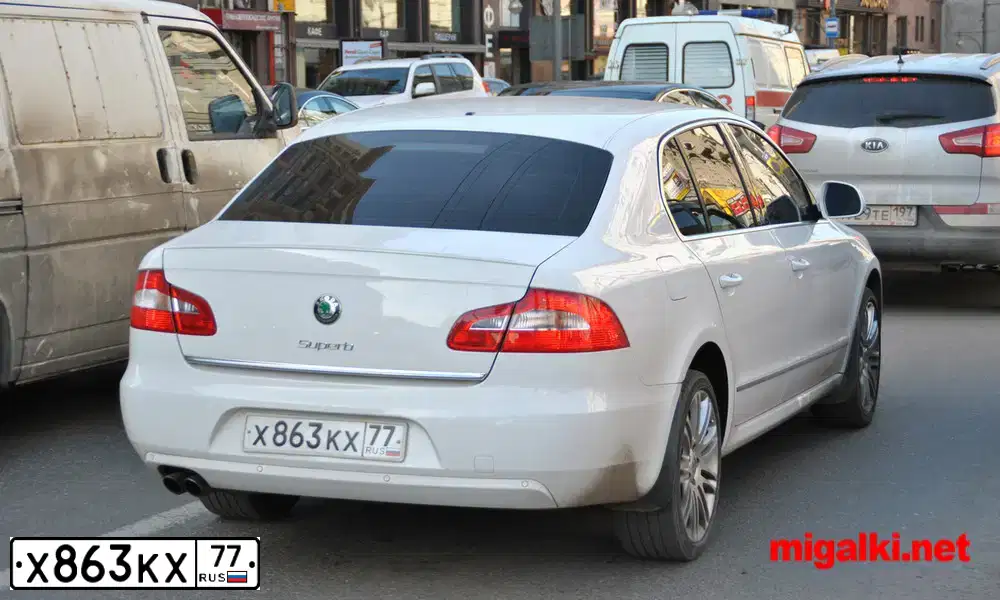 Фото автомобиля LADA 2104, 1996 — госномер К412ХН99. Цвет: БЕЖЕВЫЙ СВЕТЛЫЙ