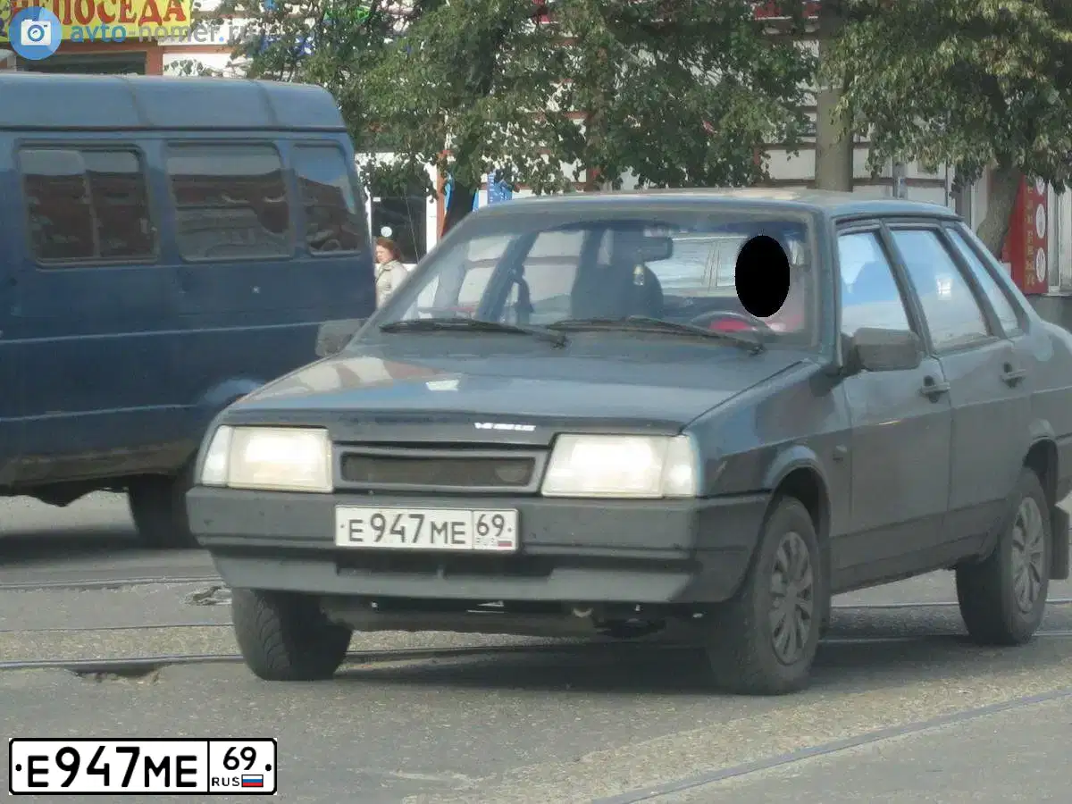 Фото автомобиля GEELY MK, 2008 — госномер Е947МЕ69. Цвет: ЧЕРНЫЙ
