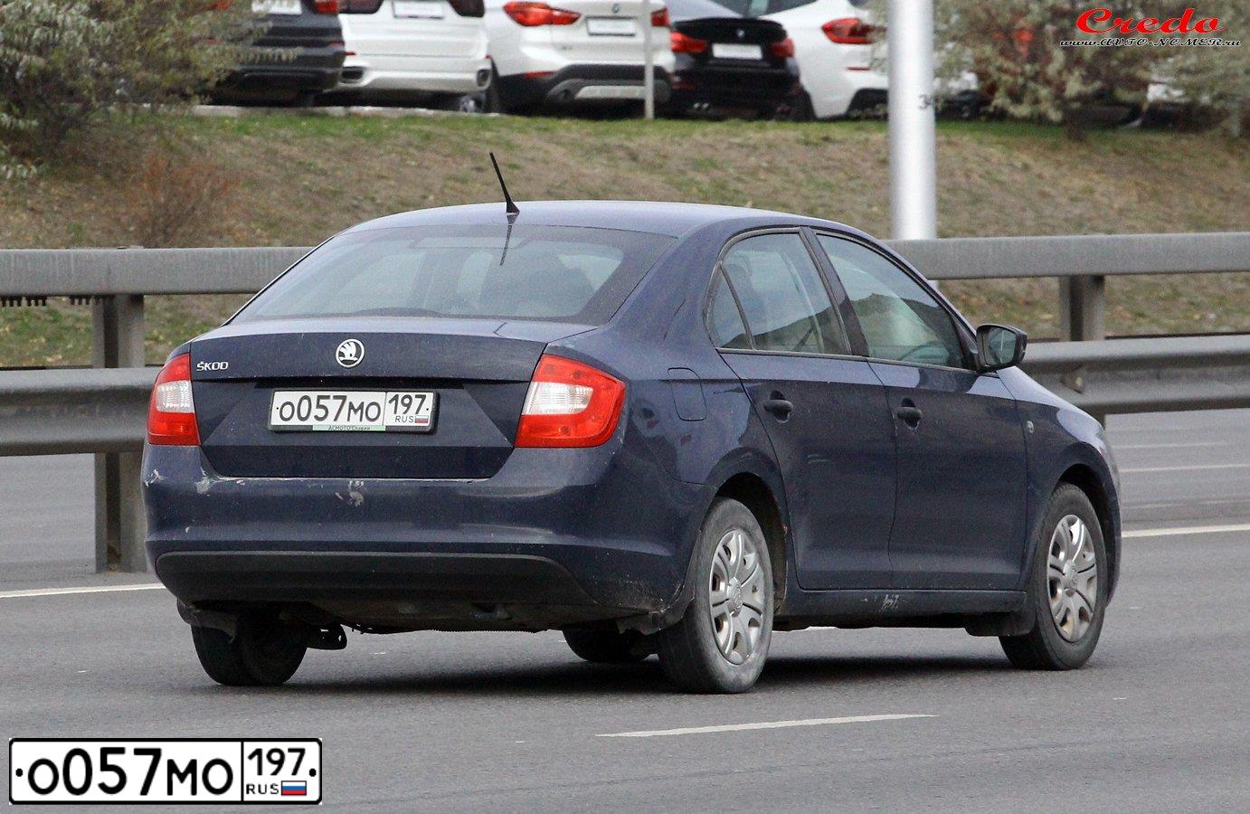 Фото автомобиля SKODA RAPID, 2015 — госномер Е255СВ156. Цвет: СИНИЙ ТЕМНЫЙ