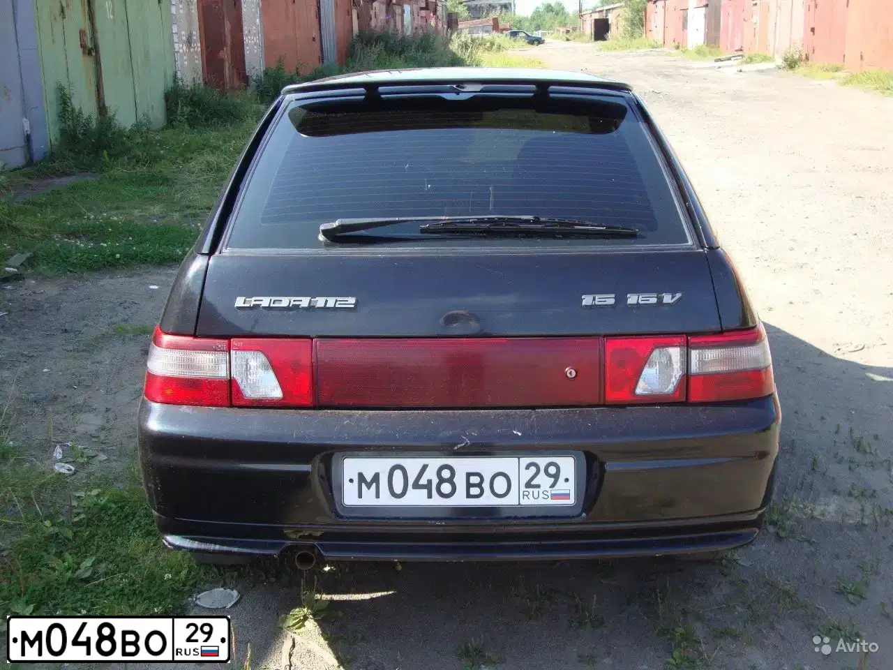 Фото автомобиля LADA 2112, 2008 — госномер Т379НТ199. Цвет: ЧЕРНО-ЗЕЛЕНЫЙ