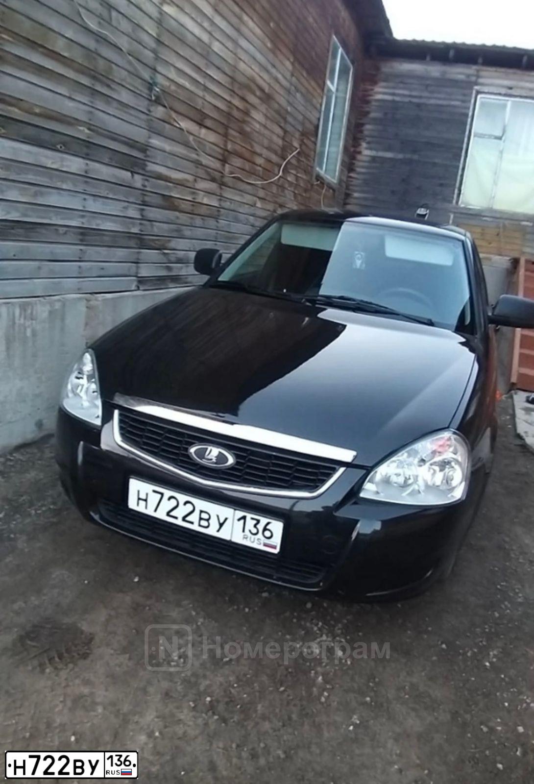 Фото автомобиля LADA 2170 PRIORA, 2016 — госномер Н722ВУ136. Цвет: ЧЕРНЫЙ