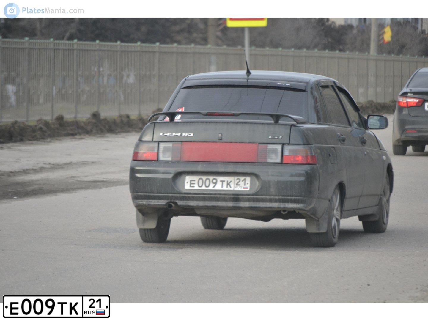 Фото автомобиля NISSAN X-TRAIL, 2013 — госномер Е009ТК21. Цвет: Белый
