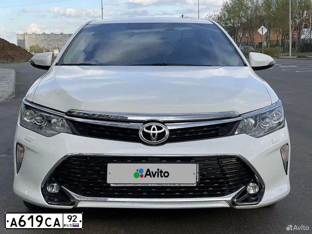 Фото автомобиля TOYOTA CAMRY, 2017 — госномер К333ЕЕ95
