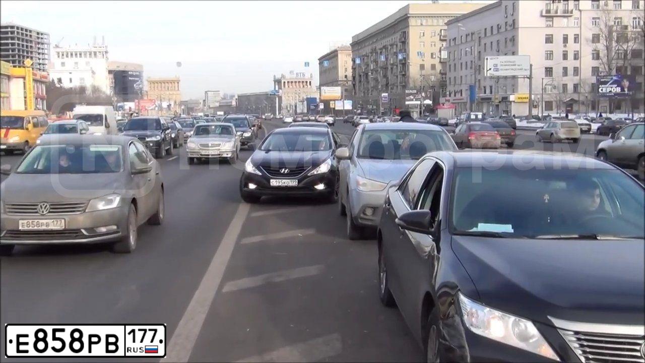 Фото автомобиля MAZDA 6, 2005 — госномер Е858РВ177. Цвет: Красный