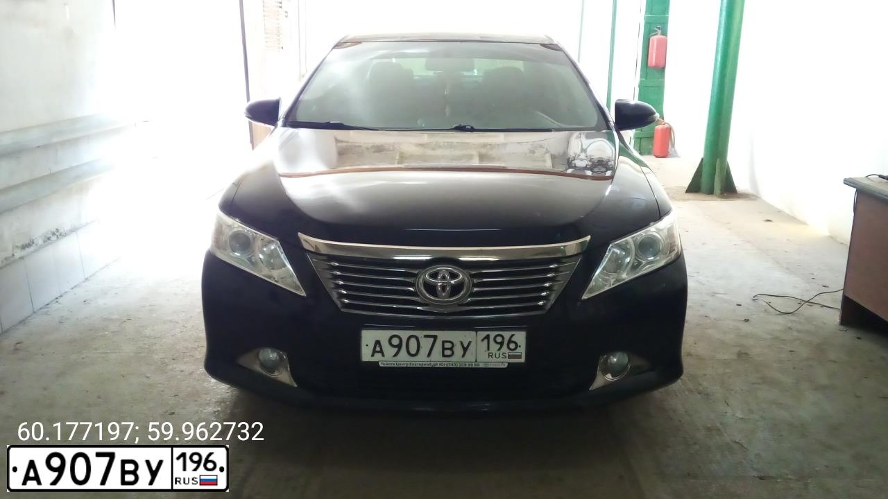 Фото автомобиля TOYOTA CAMRY, 2013 — госномер А031ВН172. Цвет: ЧЕРНЫЙ