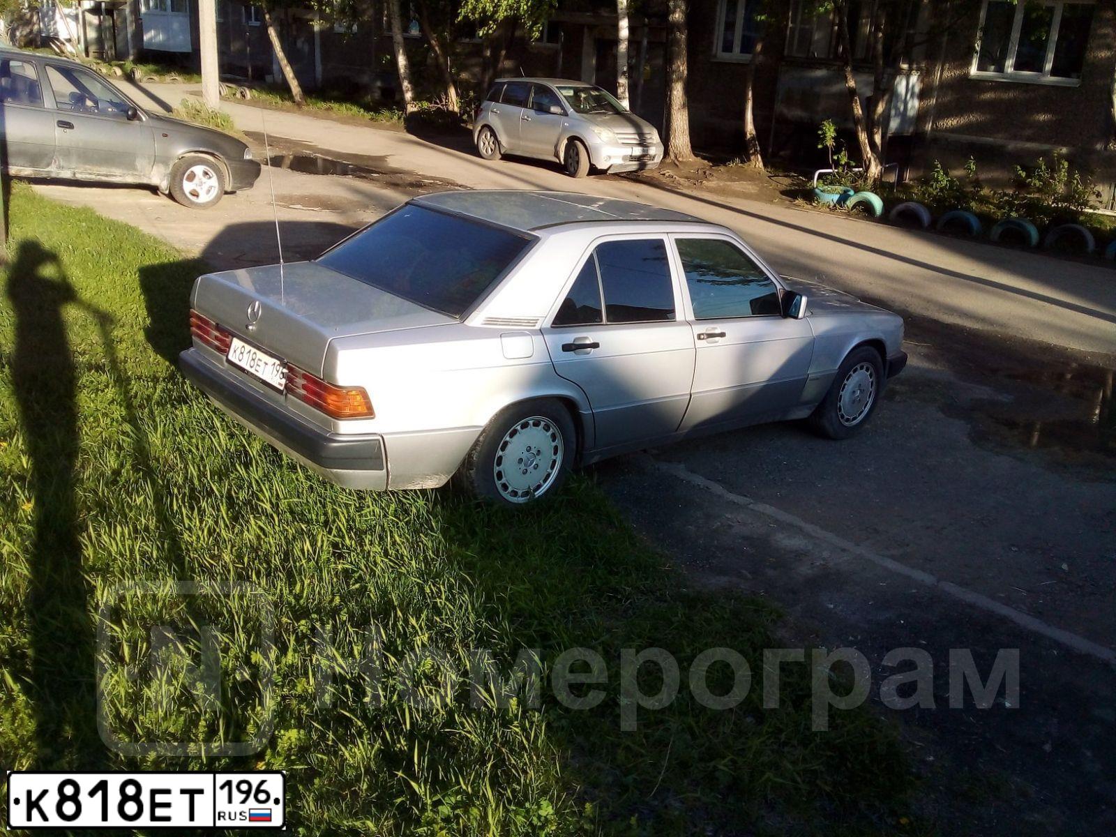Фото автомобиля MERCEDES C-KLASSE, 1992 — госномер К818ЕТ196. Цвет: СЕРЕБРИСТЫЙ