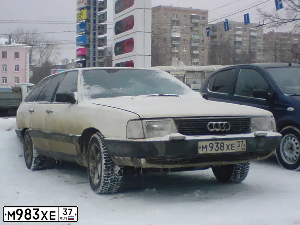 Фото автомобиля FORD D FOCUS, 2003 — госномер М884ВС76. Цвет: СЕРО-ЗОЛОТИСТЫЙ