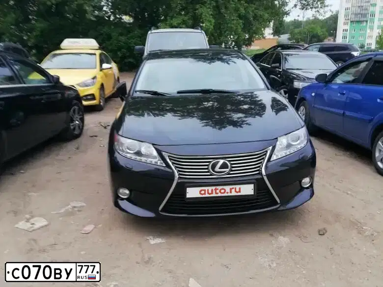 Фото автомобиля LEXUS ES, 2012 — госномер С070ВУ777. Цвет: ЧЕРНЫЙ