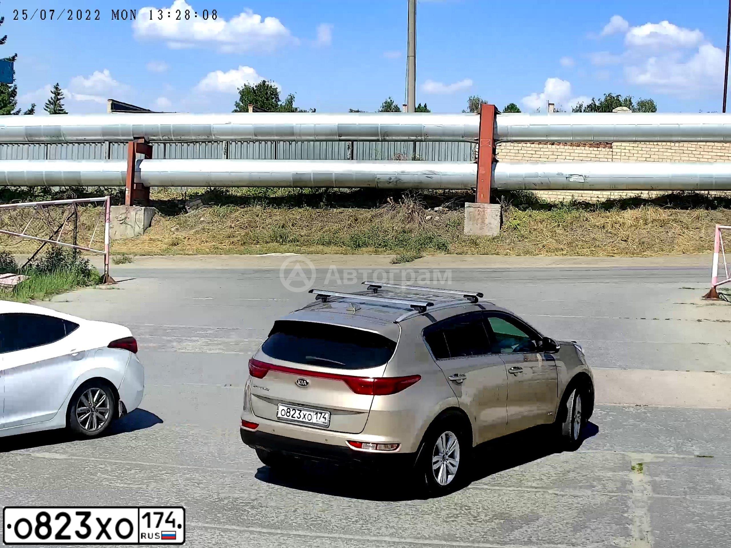 Фото автомобиля KIA SPORTAGE, 2018 — госномер У158КУ774. Цвет: СВЕТЛО-КОРИЧНЕВЫЙ