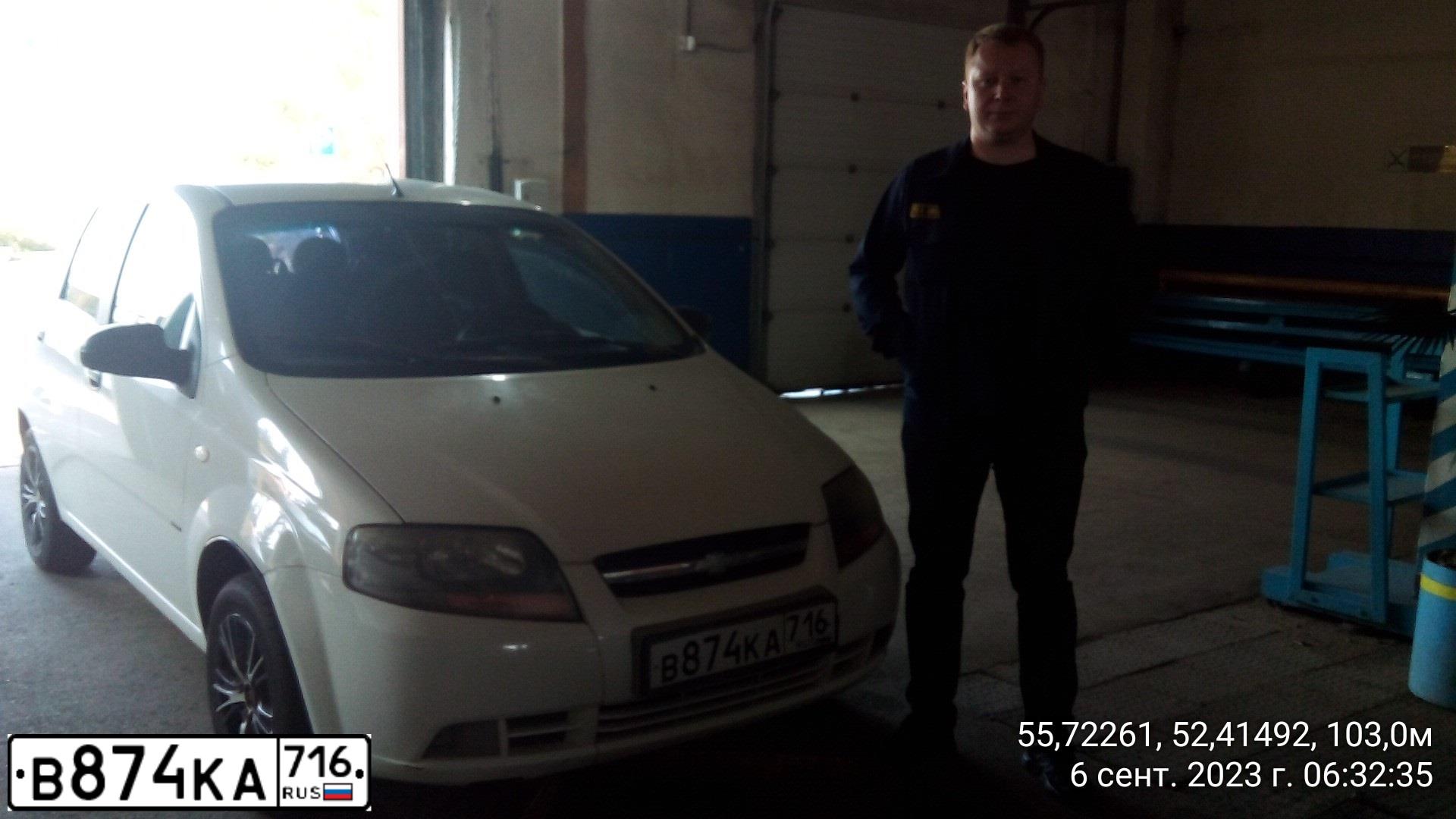 Фото автомобиля CHEVROLET T AVEO, 2006 — госномер С274ВТ716. Цвет: Белый