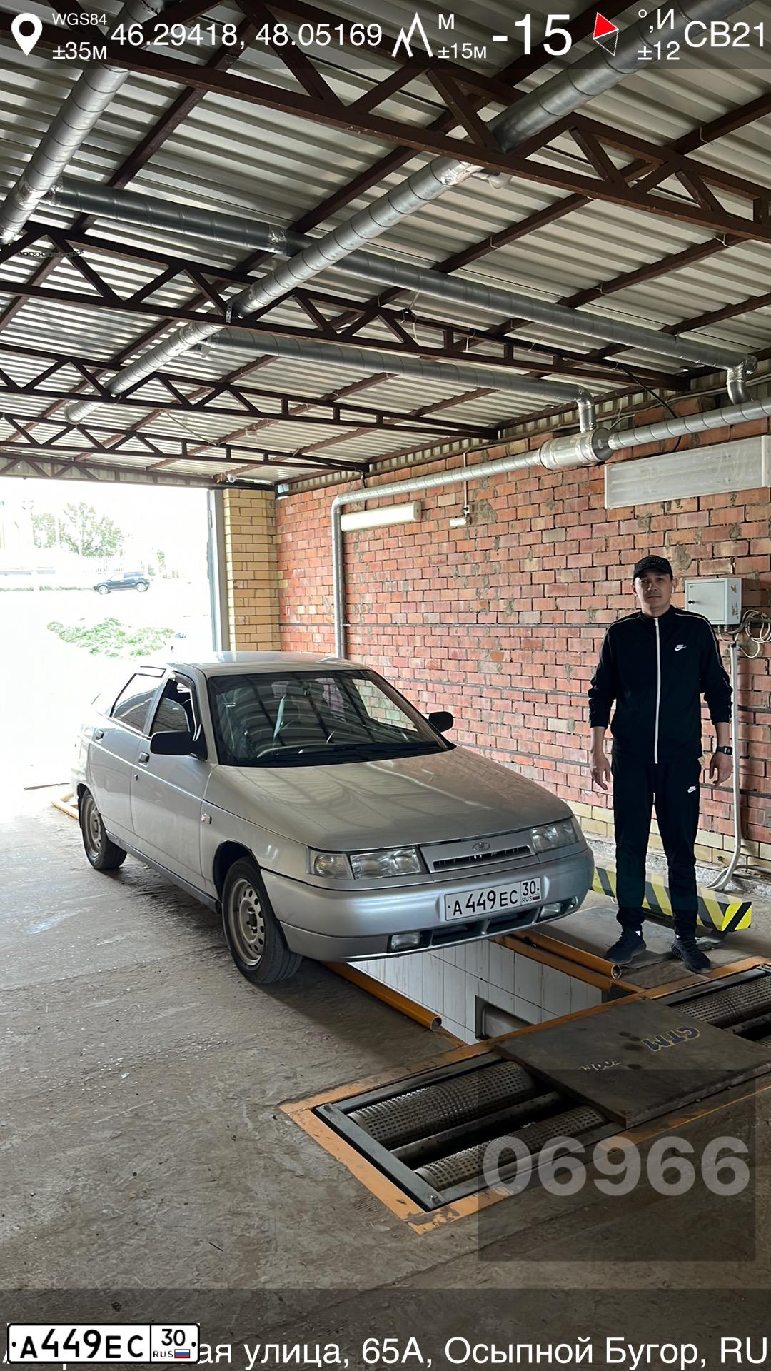 Фото автомобиля LADA 2112, 2006 — госномер А449ЕС30. Цвет: Светло-Серебристый металлик