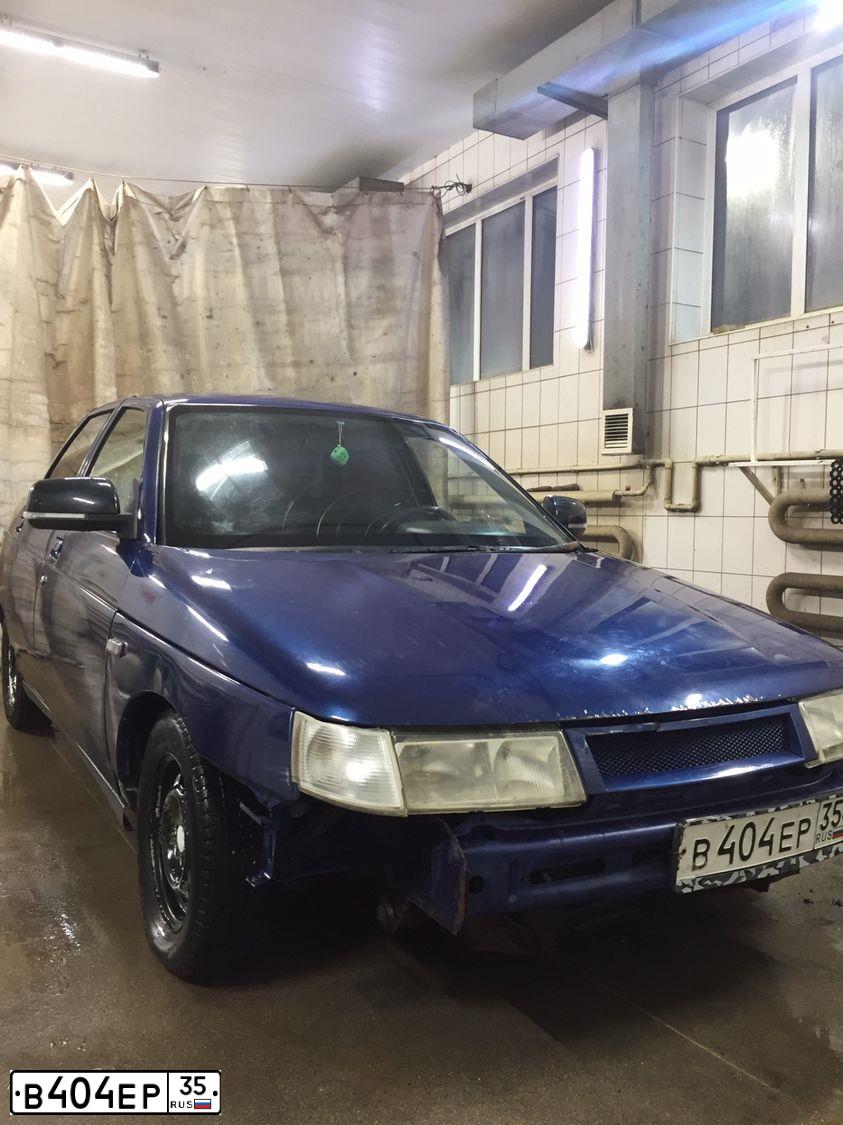 Фото автомобиля LADA 2110, 2004 — госномер В404ЕР35. Цвет: СИНИЙ