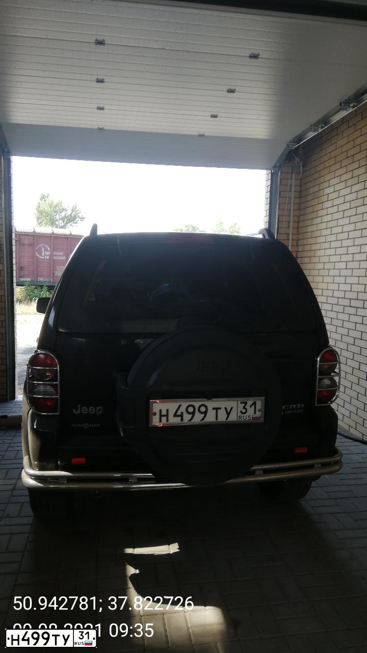 Фото автомобиля JEEP CHEROKEE, 2007 — госномер С323АА68. Цвет: ЧЕРНЫЙ