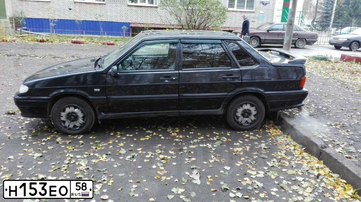 Фото автомобиля LADA 2115 SAMARA, 2006 — госномер Т326ЕК58. Цвет: ГРАФИТОВЫЙ МЕТАЛЛИК
