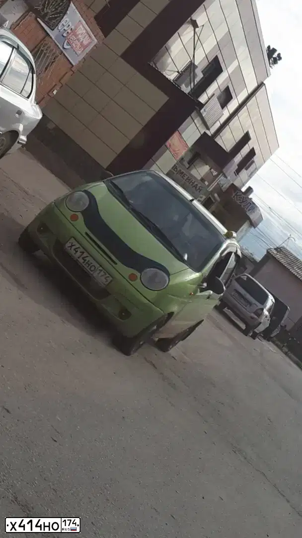 Фото автомобиля DAEWOO MATIZ, 2005 — госномер К076КТ174. Цвет: СВЕТЛО-САЛАТНЫЙ