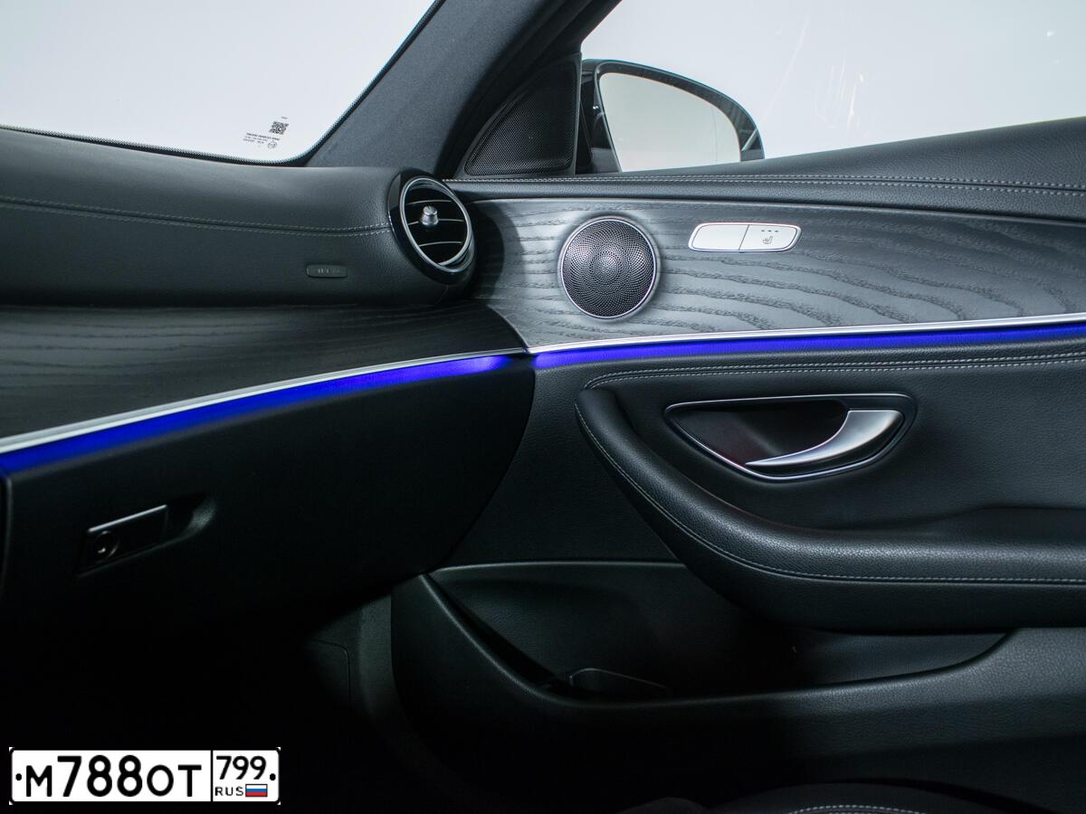 Фото автомобиля MERCEDES-BENZ E200, 2019 — госномер М950ТТ797. Цвет: ЧЕРНЫЙ