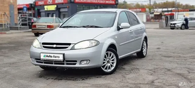 Фото автомобиля CHEVROLET LACETTI, 2008 — госномер У783ТХ57. Цвет: СЕРЕБРИСТЫЙ