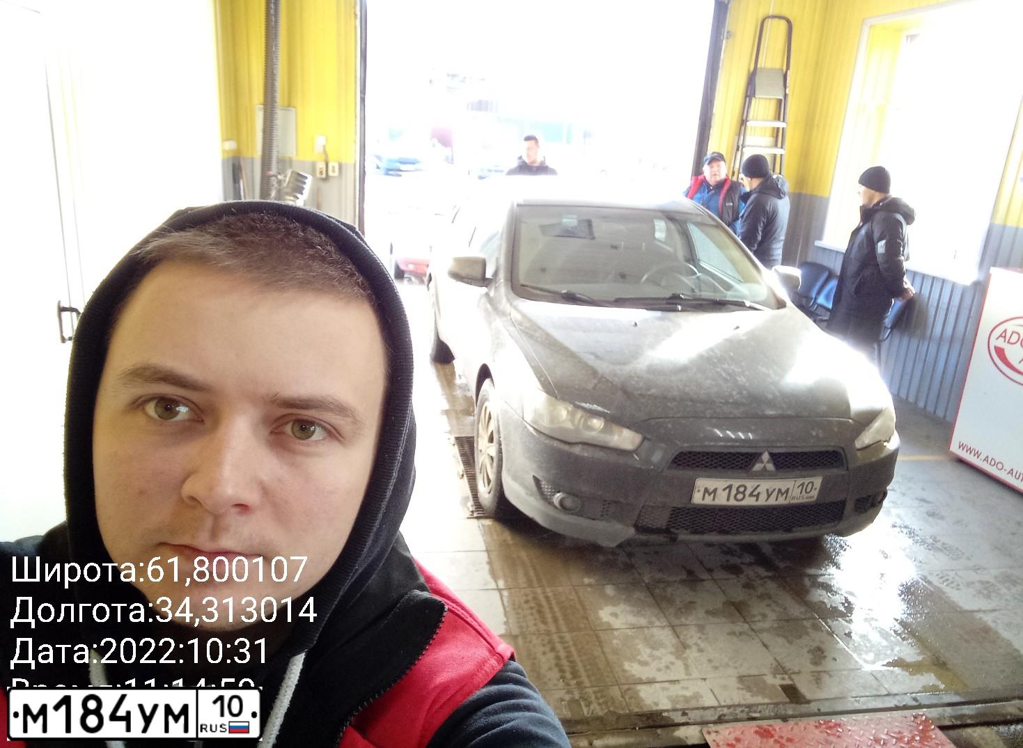 Фото автомобиля MITSUBISHI LANCER, 2008 — госномер М184УМ10. Цвет: ЧЕРНЫЙ