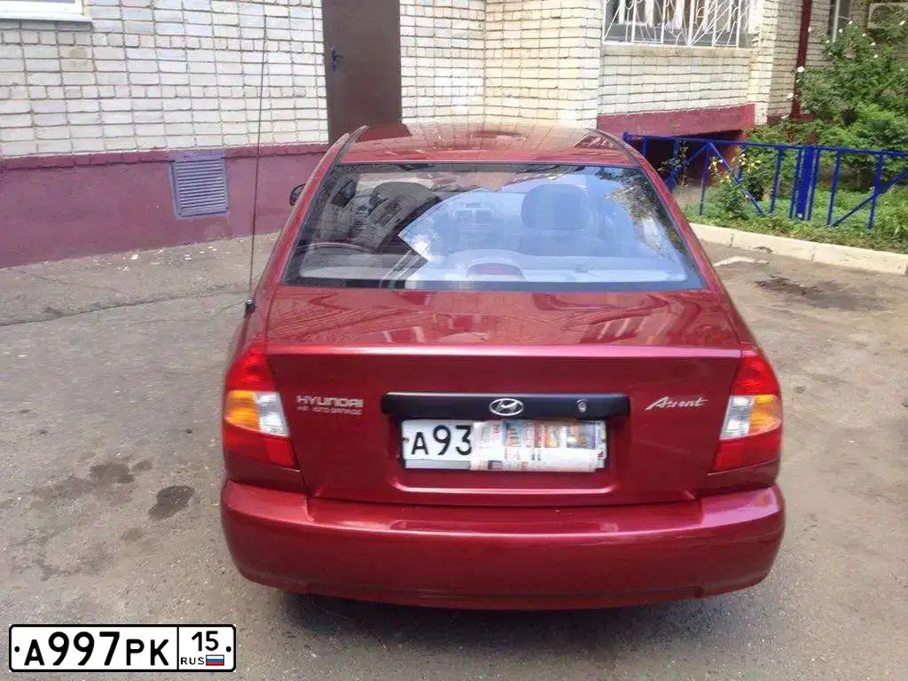 Фото автомобиля LADA 2110, 2000 — госномер А997РК15. Цвет: СЕРЕБРИСТО-ЖЕЛТЫЙ