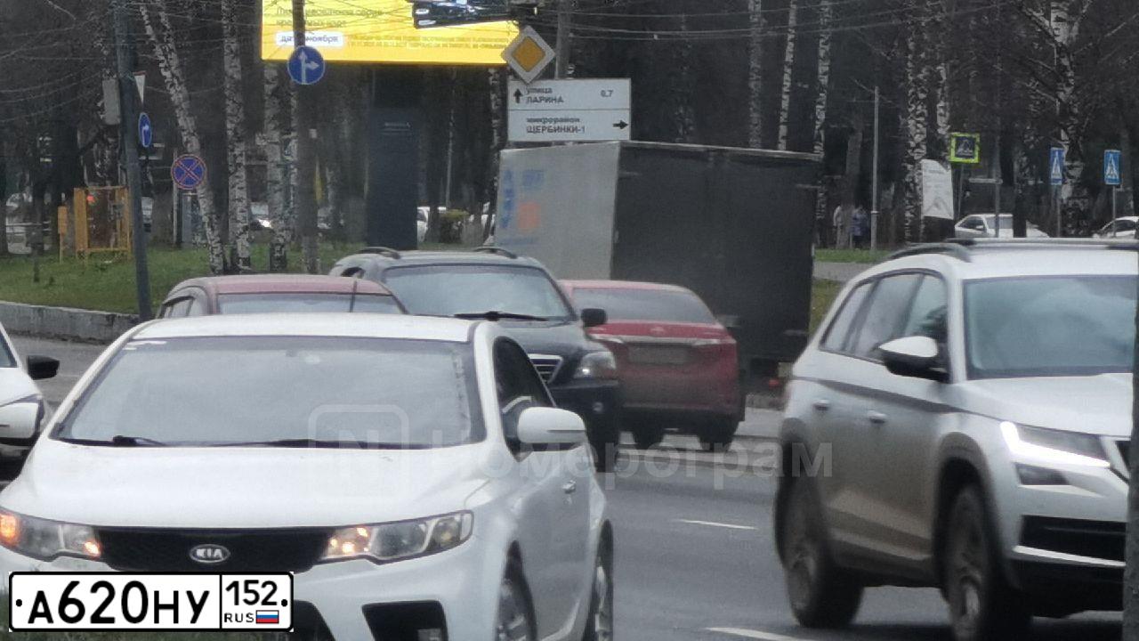 Фото автомобиля CHEVROLET LACETTI, 2008 — госномер А331ХВ252. Цвет: СВЕТЛО-СЕРЫЙ