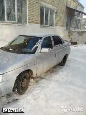 Фото автомобиля LADA 2110 LADA, 2004 — госномер Х344АЕ64. Цвет: СВЕТЛО-СЕРЕБ.МЕТАЛЛ.