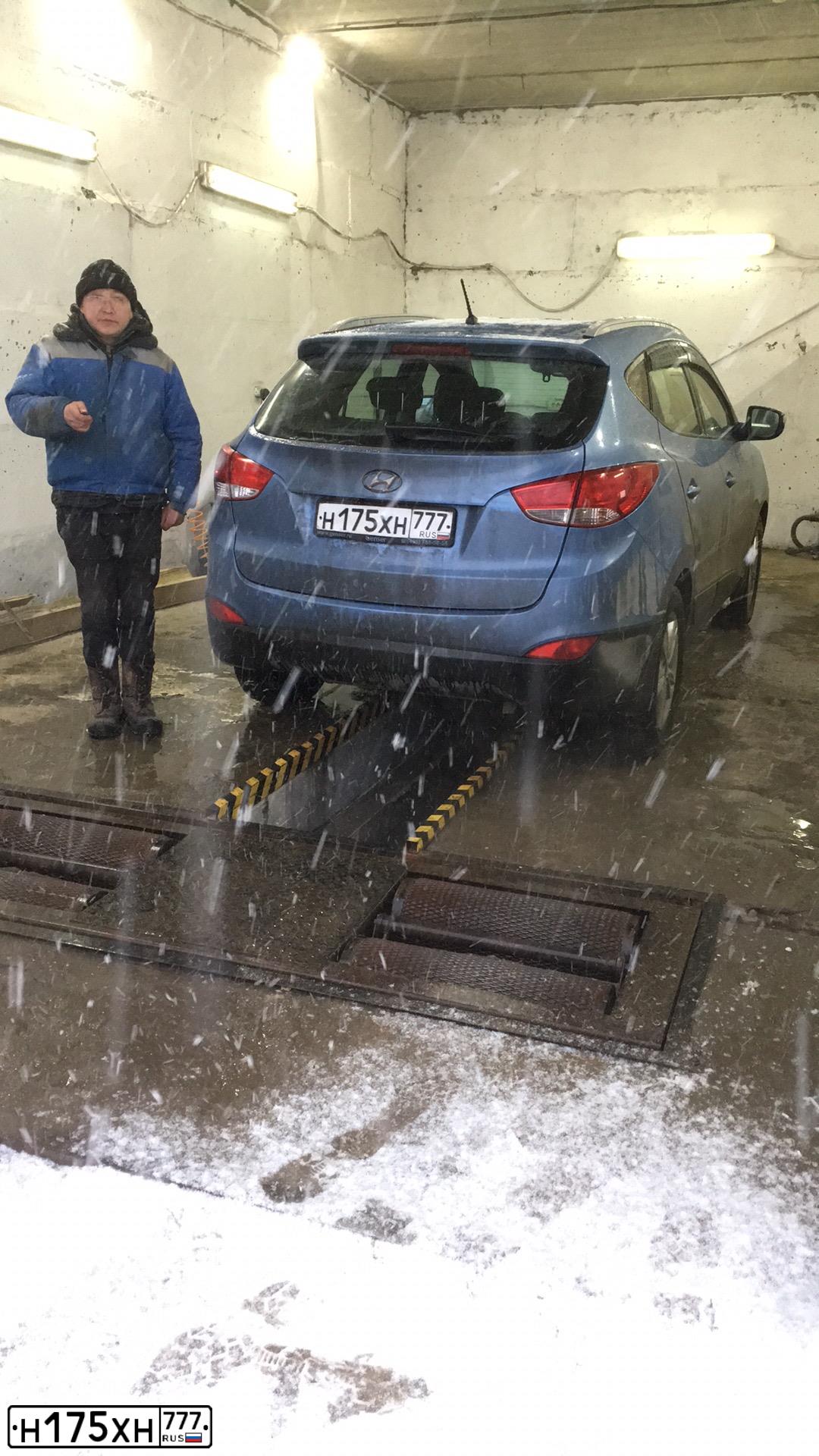 Фото автомобиля HYUNDAI IX35, 2011 — госномер О798ЕТ550