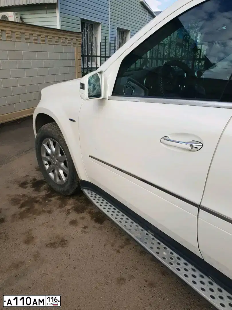 Фото автомобиля MERCEDES GL-KLASSE, 2010 — госномер Р040РР73. Цвет: Белый