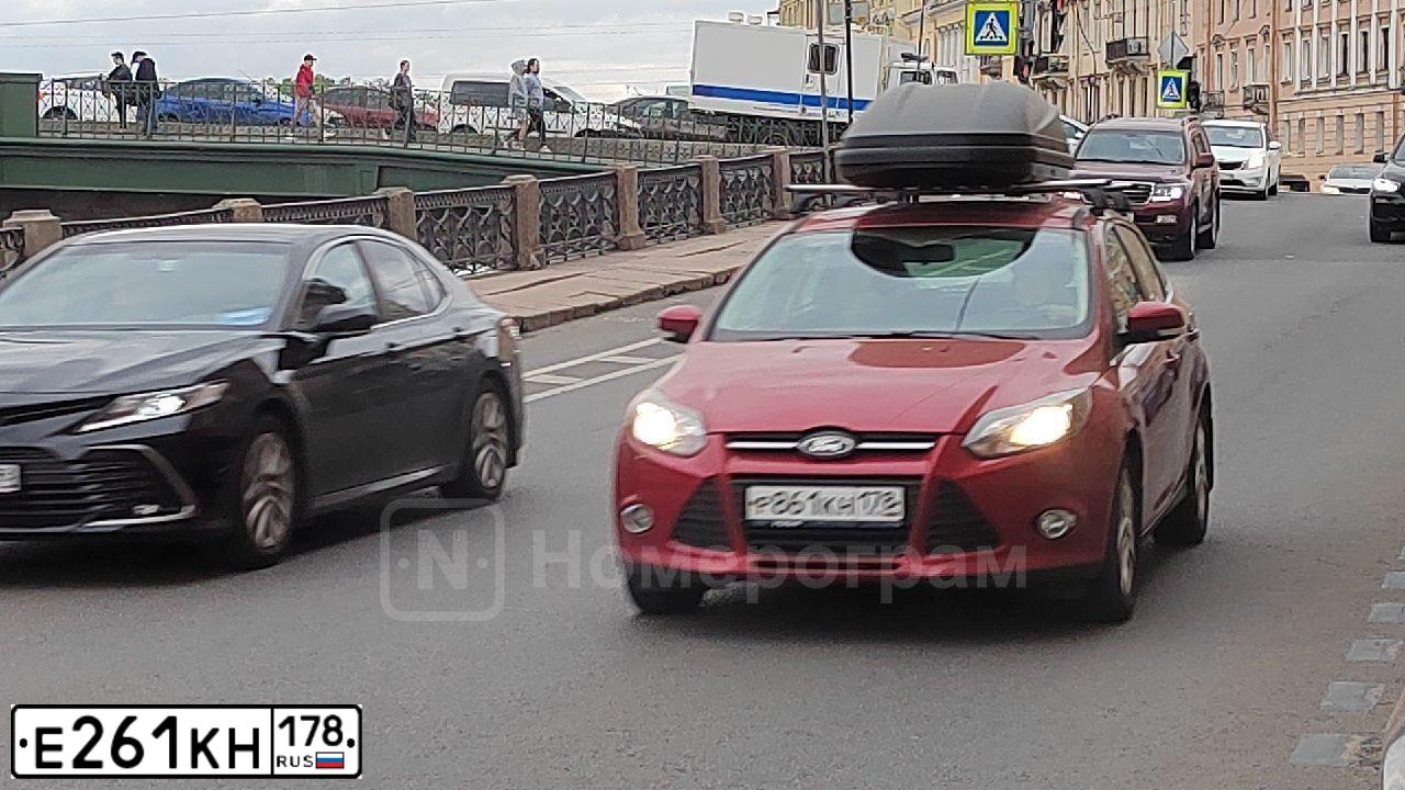 Фото автомобиля MAZDA 6, 2006 — госномер А397ХЕ147. Цвет: СЕРЫЙ