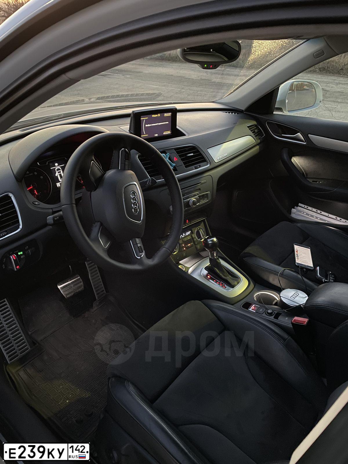 Фото автомобиля AUDI Q3, 2012 — госномер О258ЕК154. Цвет: Белый