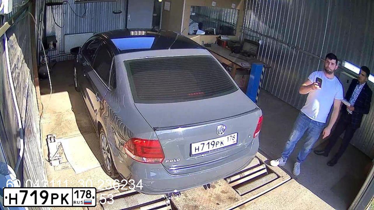 Фото автомобиля VOLKSWAGEN POLO, 2012 — госномер К543МР147. Цвет: СЕРЫЙ