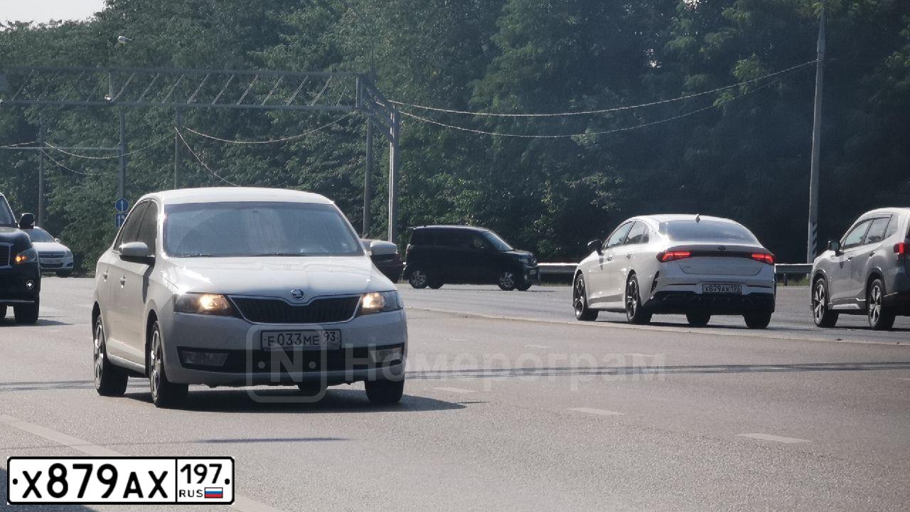 Фото автомобиля LEXUS RX, 2008 — госномер Р174ЕТ138. Цвет: ЧЕРНЫЙ