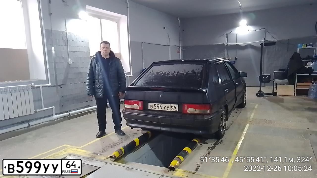 Фото автомобиля LADA 2114 SAMARA, 2007 — госномер В599УУ64. Цвет: ЧЕРНЫЙ