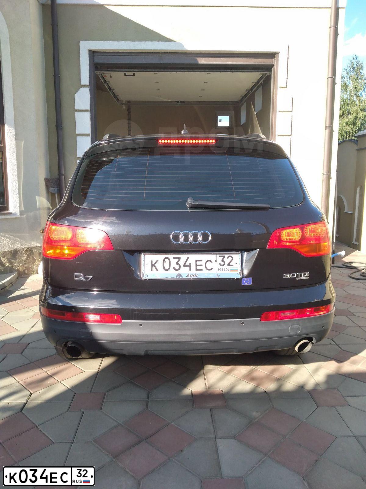 Фото автомобиля AUDI Q7, 2008 — госномер К034ЕС32. Цвет: ЧЕРНЫЙ