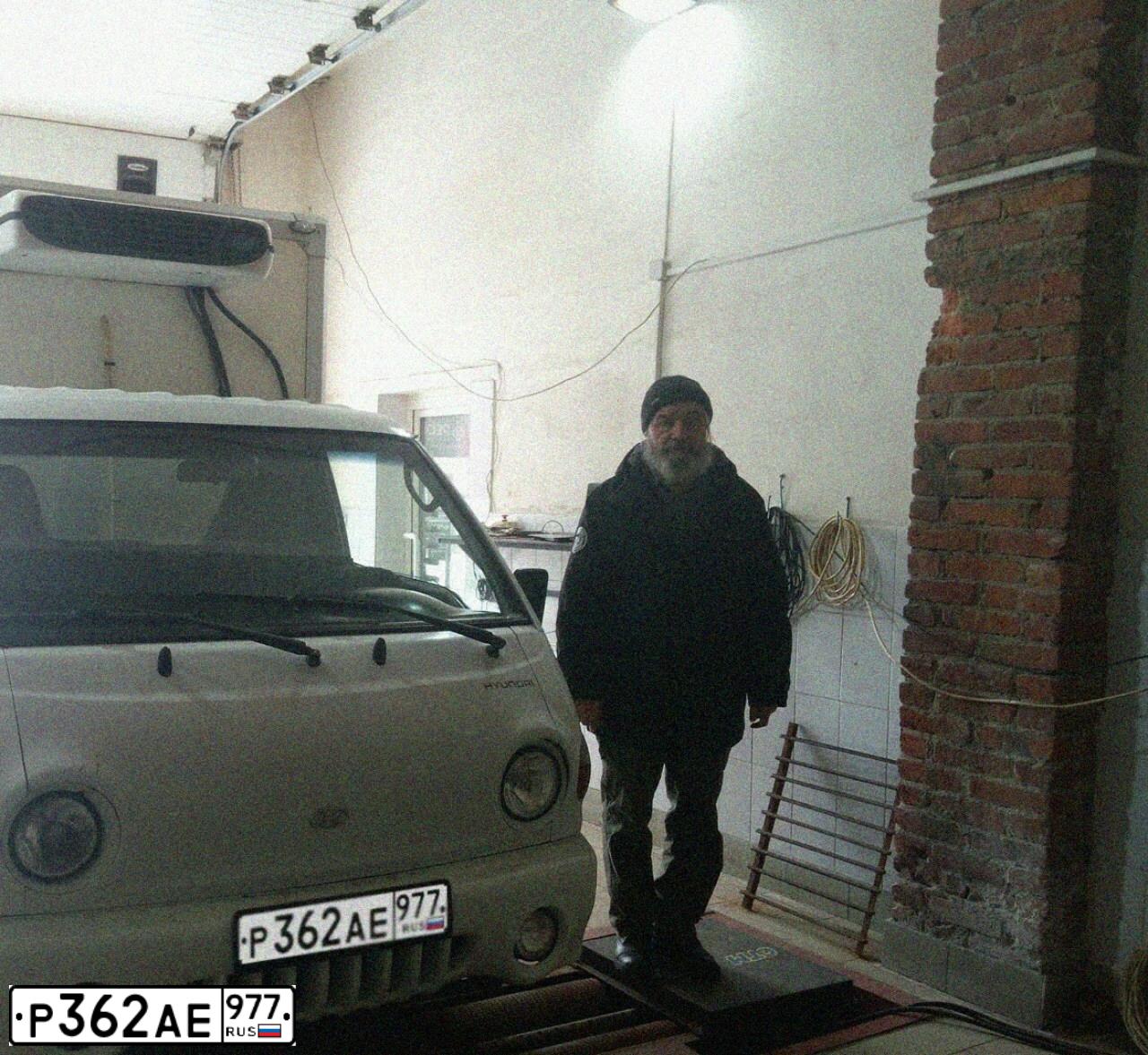 Фото автомобиля TAGAZ PORTER, 2009 — госномер Р362АЕ977. Цвет: Белый