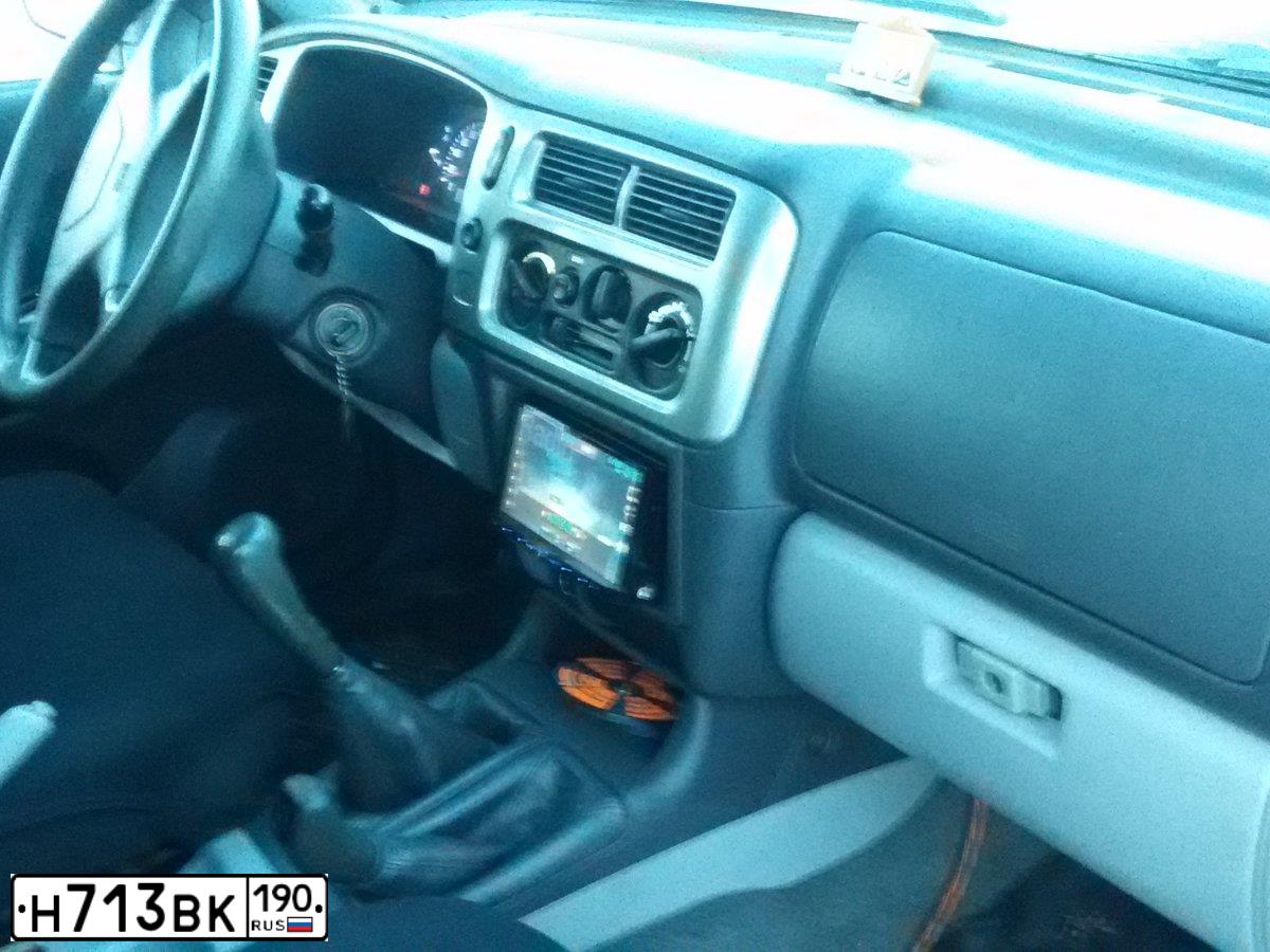 Фото автомобиля MITSUBISHI PAJERO SPORT, 2007 — госномер Е831КТ60. Цвет: ТЕМНО-СЕРЫЙ