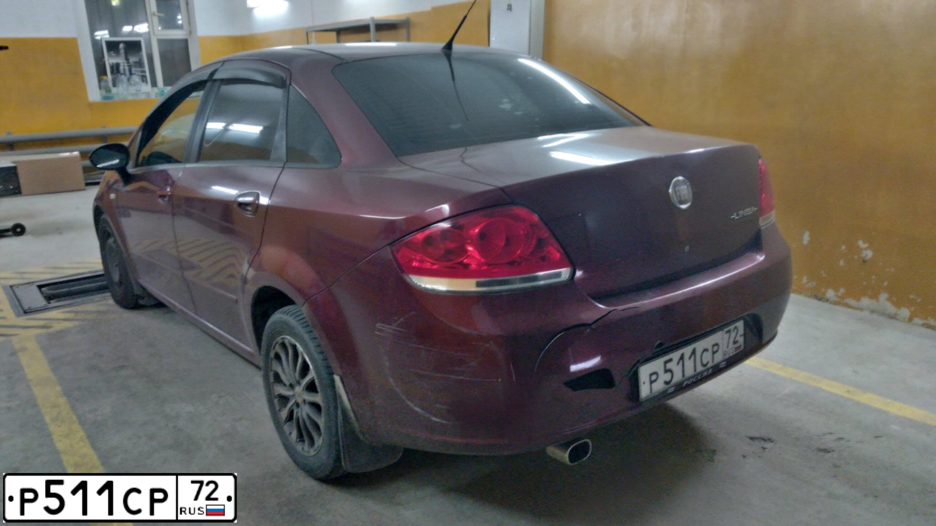 Фото автомобиля FIAT LINEA, 2010 — госномер Р511СР72. Цвет: Красный
