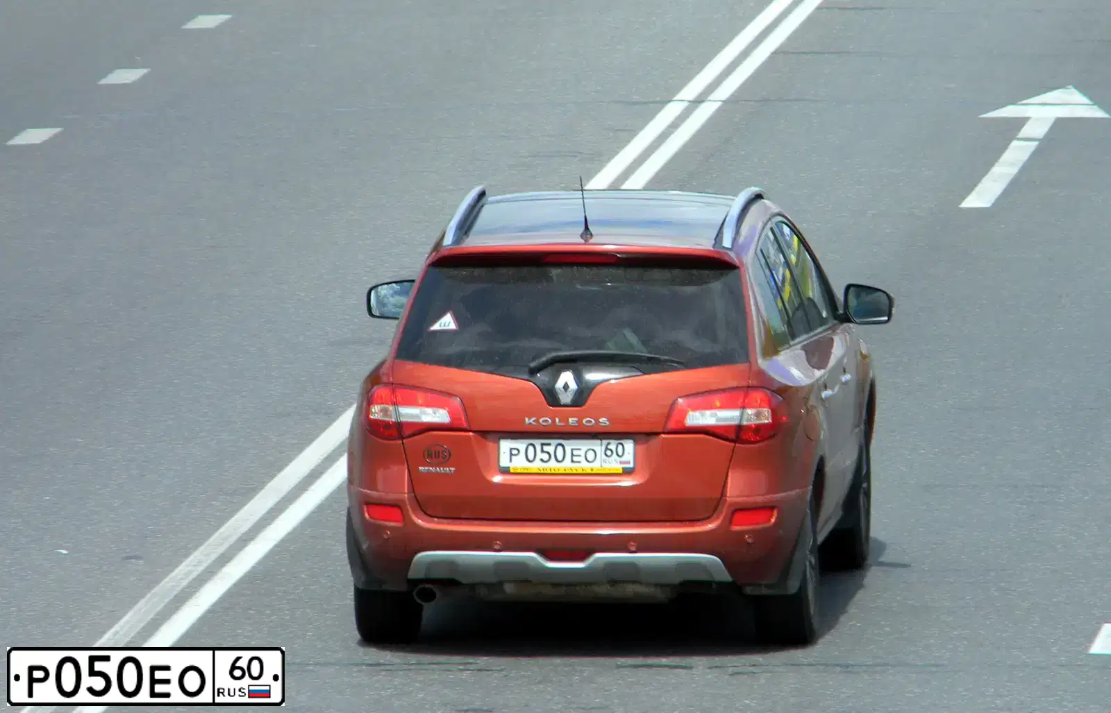 Фото автомобиля RENAULT KOLEOS, 2011 — госномер Т986УО60