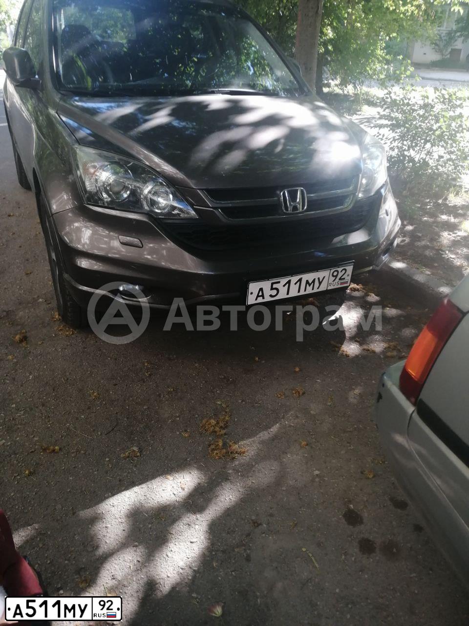 Фото автомобиля HONDA CR-V, 2012 — госномер Х123АА123. Цвет: СЕРО-КОРИЧНЕВЫЙ