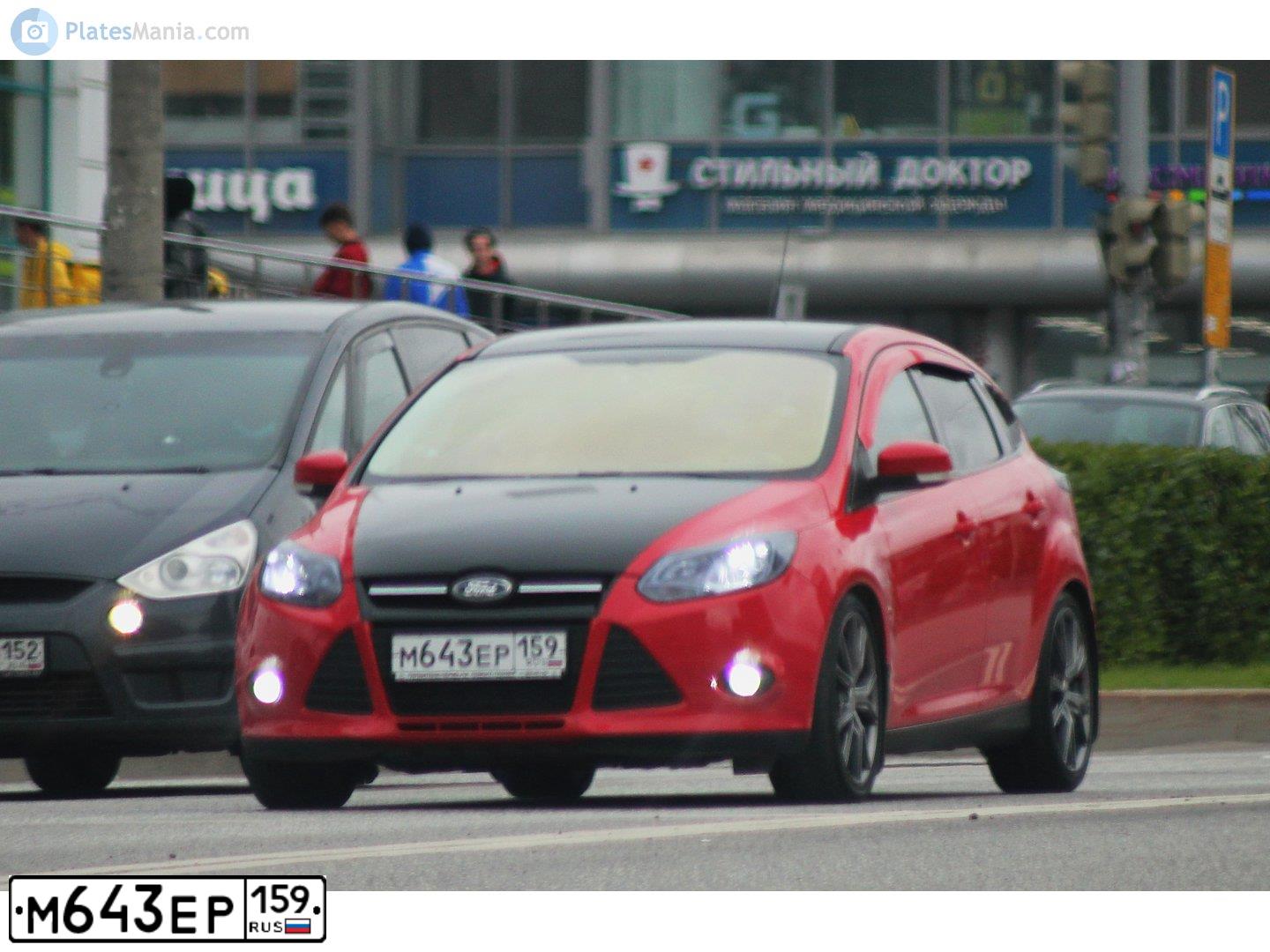 Фото автомобиля FORD D FOCUS, 2011 — госномер М643ЕР159. Цвет: Красный
