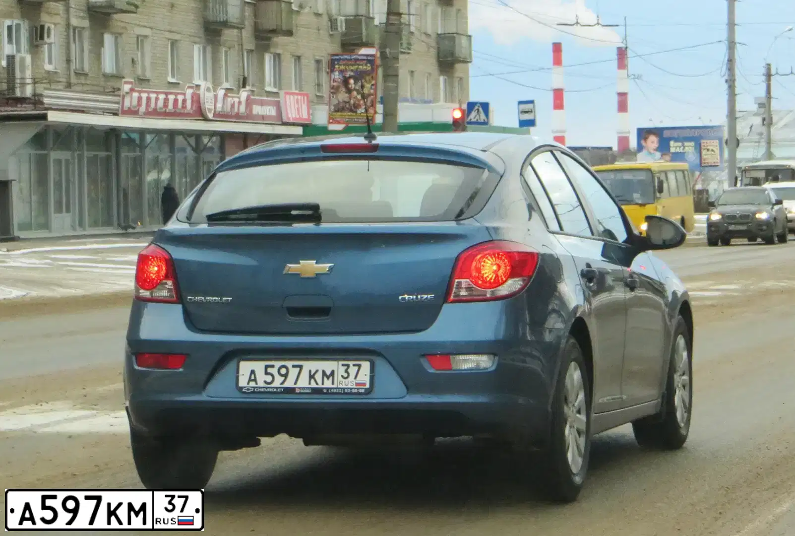 Фото автомобиля CHEVROLET CRUZE, 2013 — госномер А597КМ37. Цвет: СИНИЙ