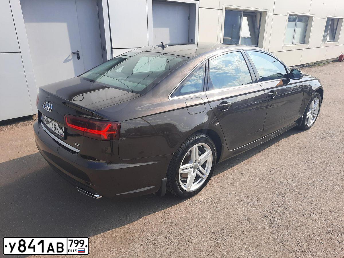 Фото автомобиля AUDI A6, 2017 — госномер Х974ХС799. Цвет: Коричневый