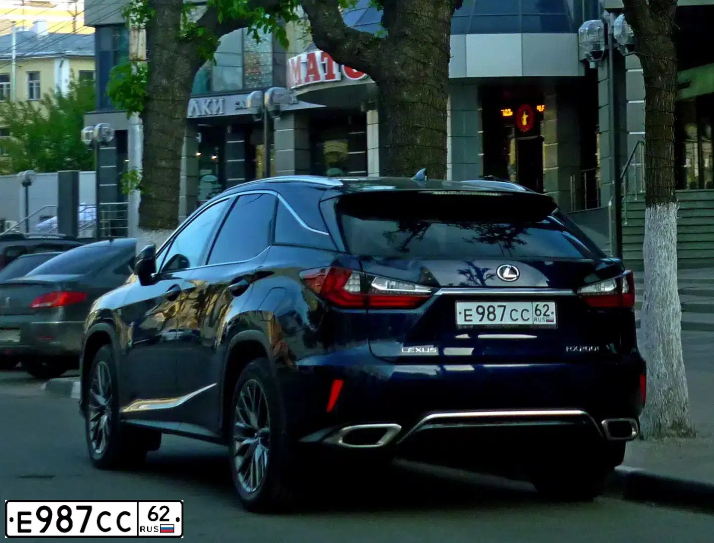 Фото автомобиля LEXUS RX, 2016 — госномер Е987СС62. Цвет: синий